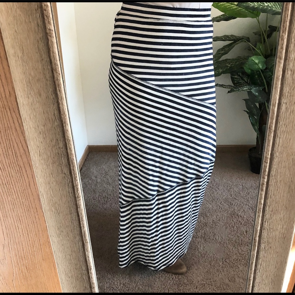 Maxi skirt